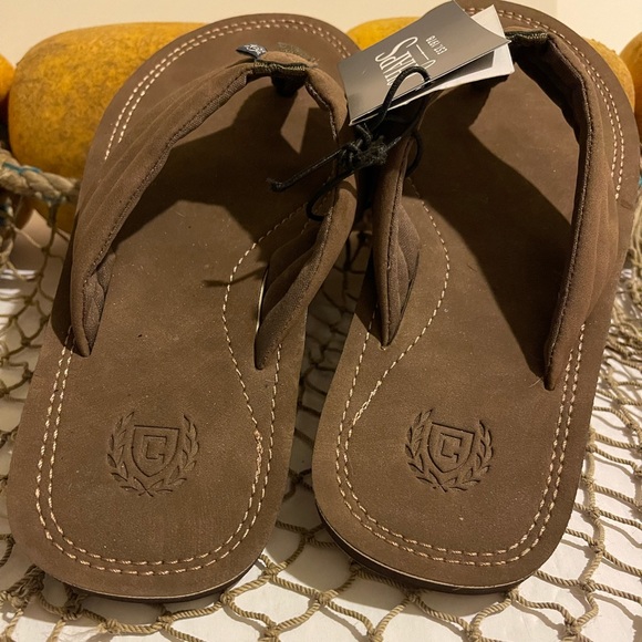 NWT Mens Chaps Brown Thong Sandals Flip Flops Size 8 - Picture 6 of 6